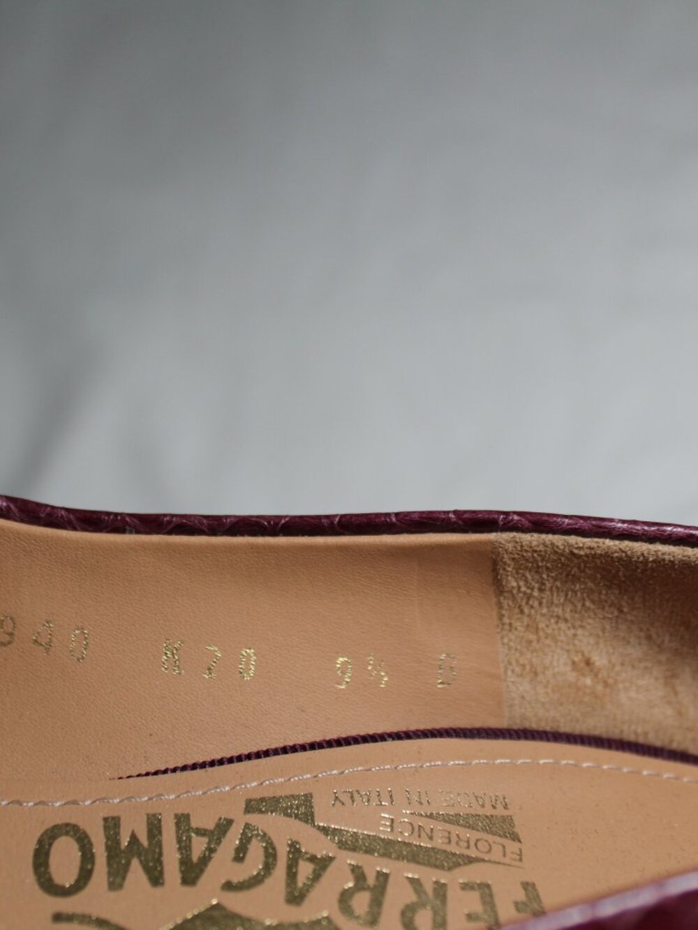Salvatore Ferragamo Python Embossed Leather Pumps Platform Heels Plum 9.5 - Picture 10 of 10